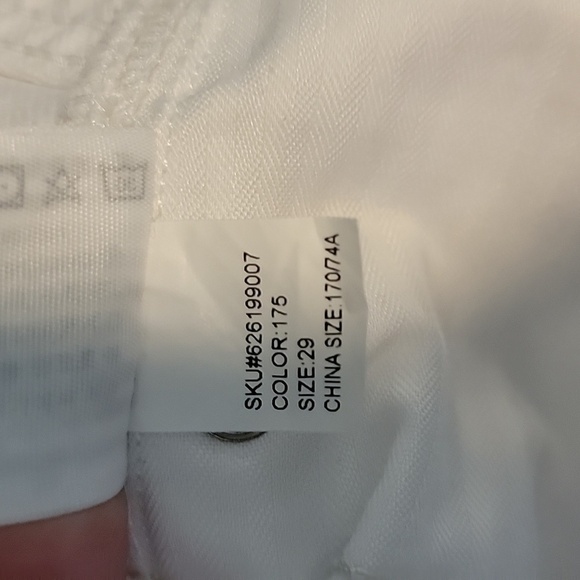 Abercrombie & Fitch white detailed distressed jeans - Picture 10 of 12